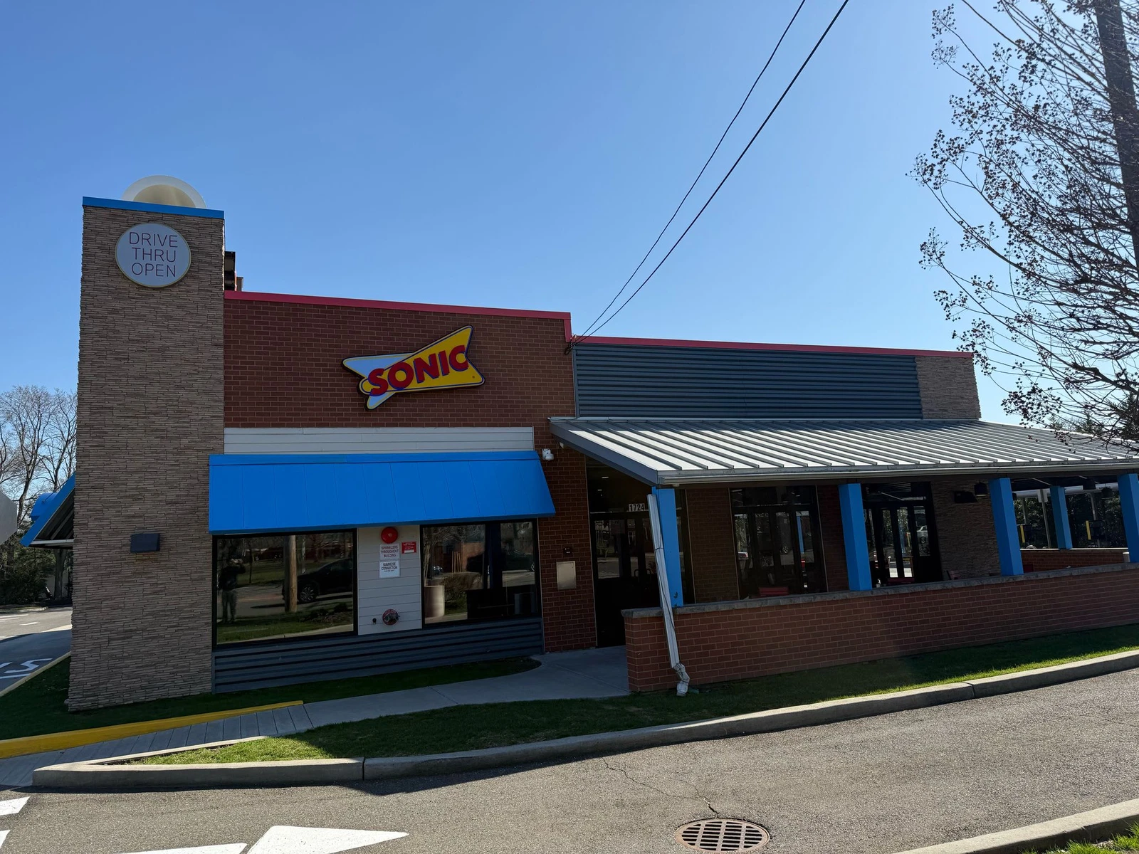 Professional commercial painting for restaurant refresh