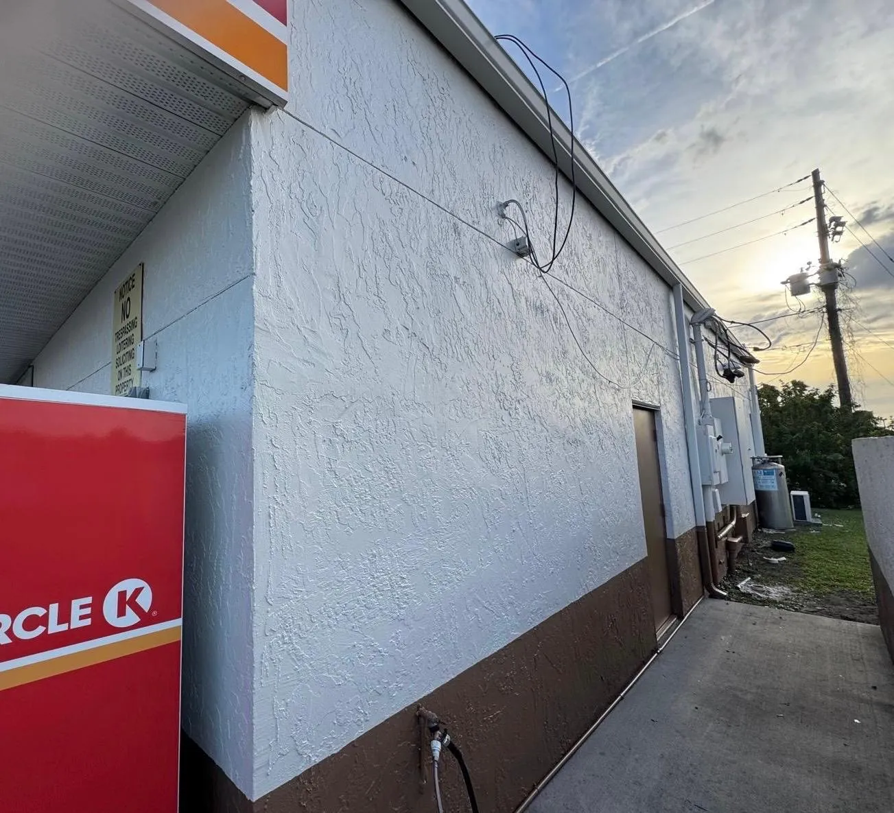 Commercial convenience store painting in Orlando, FL by National Painting Partners - view 15